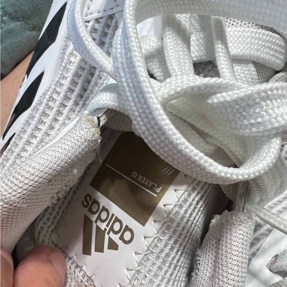 8.5 Adidas Pro Bounce 2019 Low White Black Gold Basketball Shoes EF0472 Mens - Picture 11 of 14